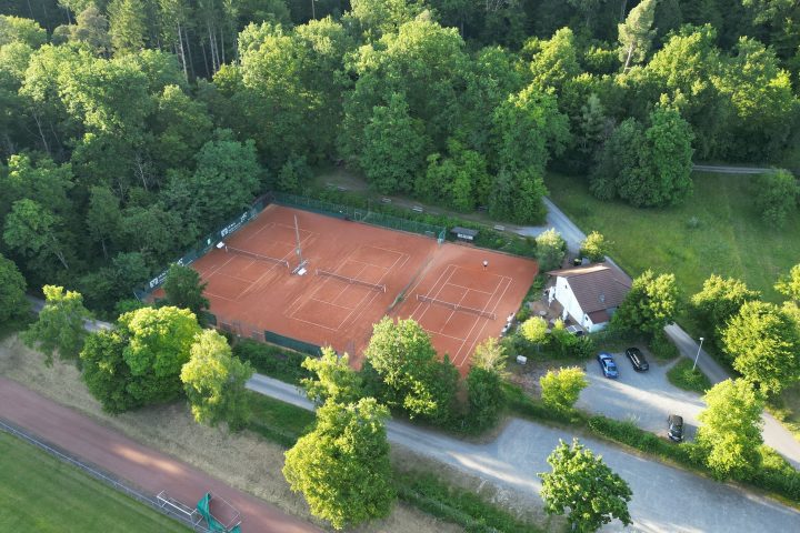 Tennisanlage